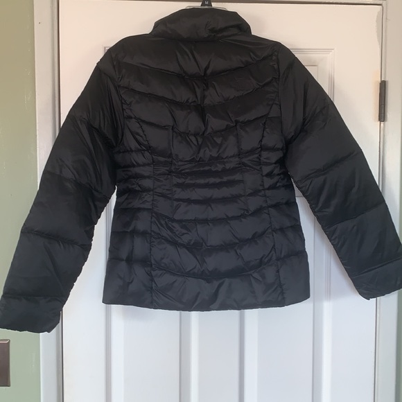 SOLD! The North Face Women’s Aconcagua Jacket BNWT Size Medium Color TNF Black - Picture 2 of 13